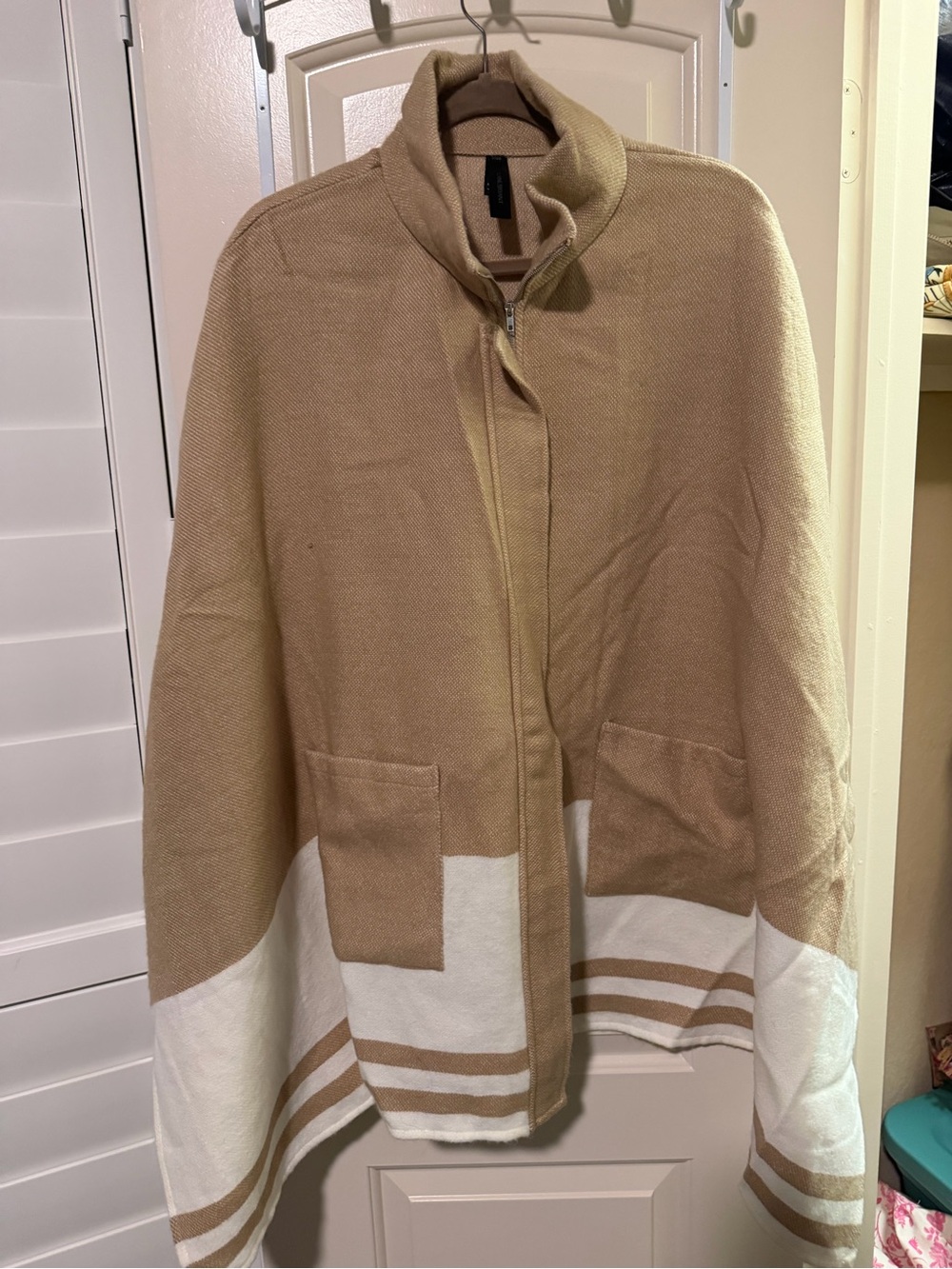 Lane Bryant Beige and White Colorblock Zip Cape with Pockets